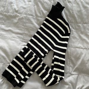 Zara stripped knit long sleeve sweater
